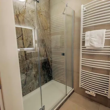 Drei Schwanen